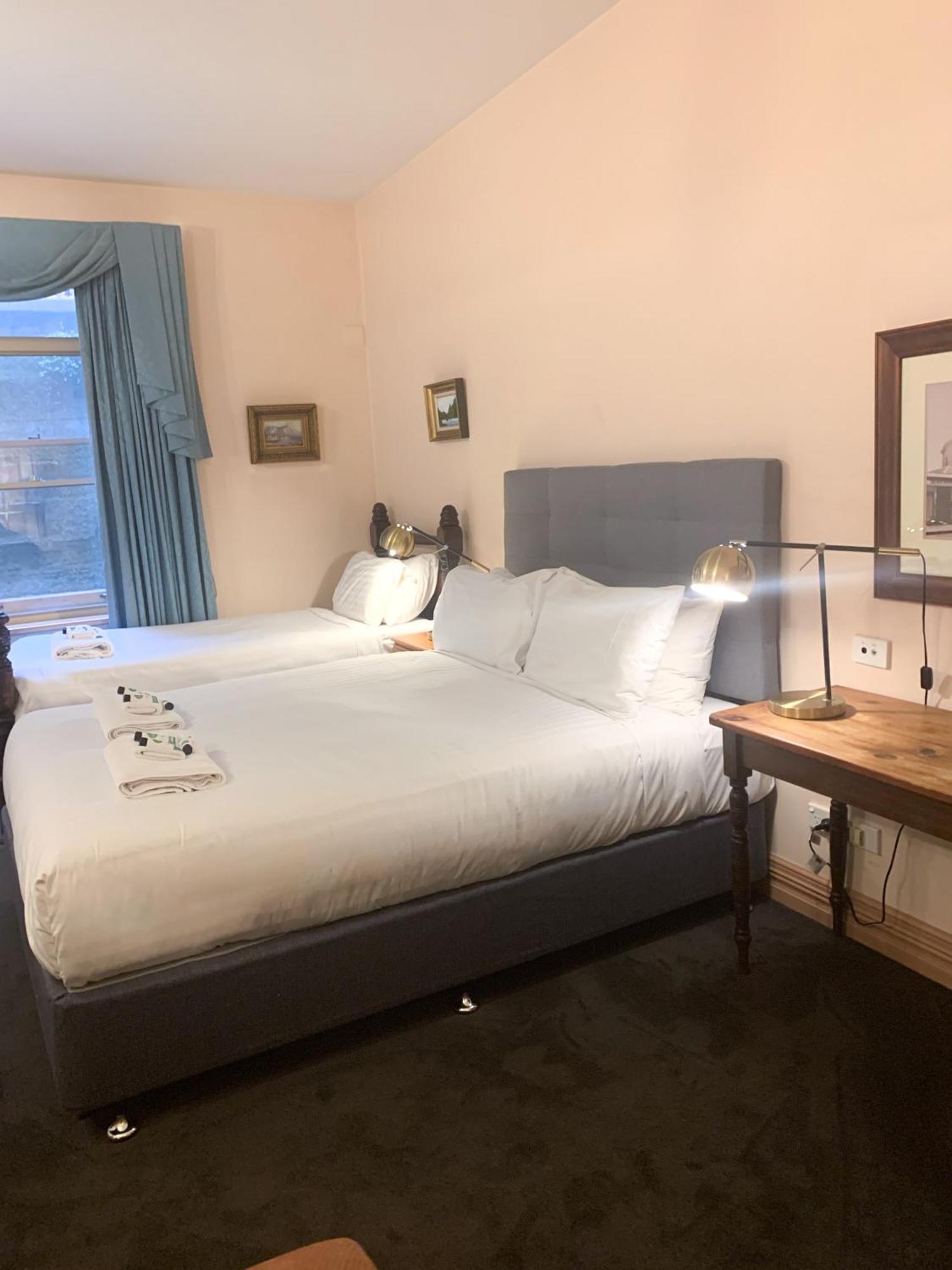 Macquarie Manor Hotel Hobart Exterior foto